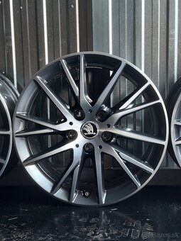 #13 Elektróny originál Škoda 5x112 r17 - 2