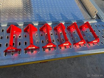Kliny , zarážky pod kolesa na oďtahovku / autoprepravník - 2