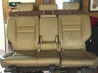 Predam zadnu kozenu sedacku W T3 - 2