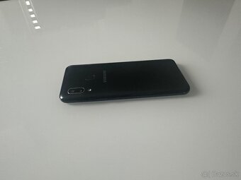 Samsung A20e - 2