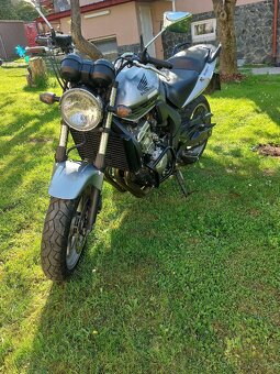 Honda CBF600N - 2
