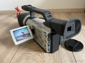 MiniDV kamera Canon XM2 - 2