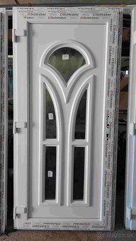 plastove vchodove dvere - 2
