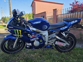 Yamaha YZF R6 - 2