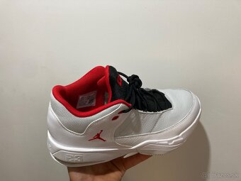 Jordany MAX Aura 3 veľ. 43 - 2