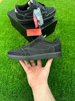 Travis Scott Black Phnatom - 2