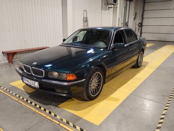 BMW 735i e38 - 2