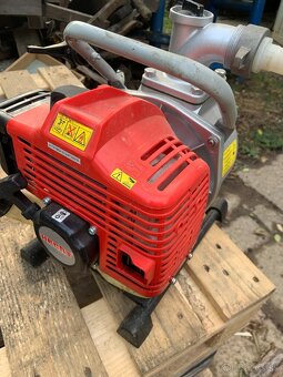 Benzinové čerpadlo na vodu Hecht - 2