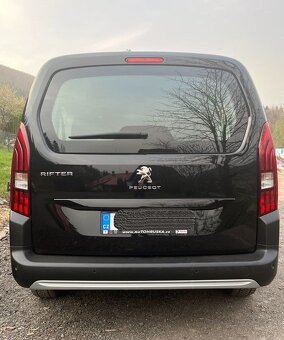 Predám PEUGEOT RIFTER LONG 1.5 blueHD - 2