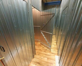 Malý Interný Sklad H39 (2,5 m²) na prenájom (Petržalka, Holí - 2