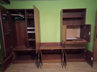 Retro obývacia zostava z roku 1974 - 2