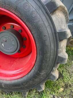 700/50-26,5 pneumatika - 2