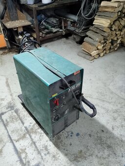 Zvaračka MiG 250 - 2