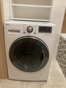 Predám práčku LG + skrinka - 2