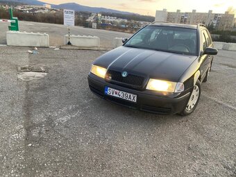 Škoda Octavia - 2