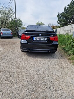 Predám e90 335i 450ps - 2