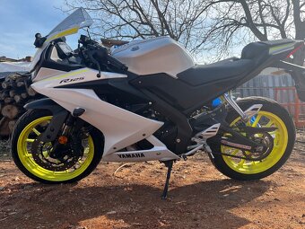 Yamaha YZF r125 - 2