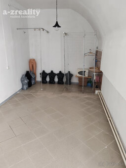 Komerčný priestor na predaj blízko centra Komárna - 2