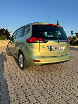 Opel Zafira Tourer 1,4 Turbo 103 kW 2012 - 2