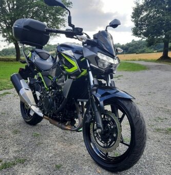 Kawasaki Z400 - 2