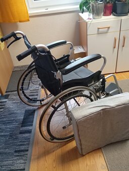 Invalidný vozík - 2