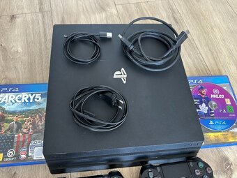Playstation 4 PRO 500GB - 2