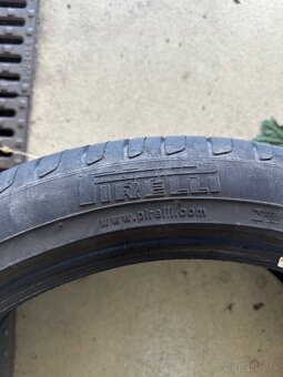 Pirelli 255/40 R20 - 2