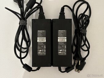 2× Xbox 360 Originálny Microsoft Napájací Zdroj verzia Slim - 2