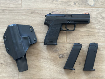 HK USP 9 - 2