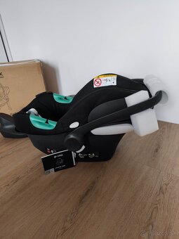 Autosedačka Cybex Aton B2 i-Size + Base One - 2