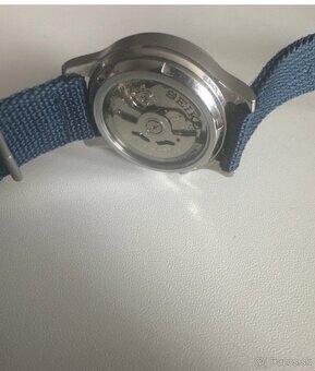 Seiko 5 Military SNK807K2 - 2