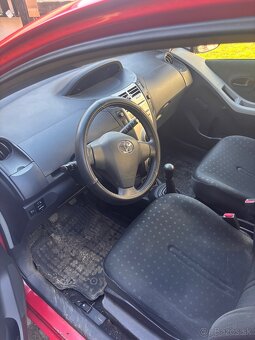 Toyota Yaris 2008, na diely - 2