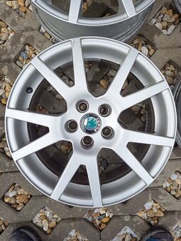 Disky R16 5x100 Spider - 2