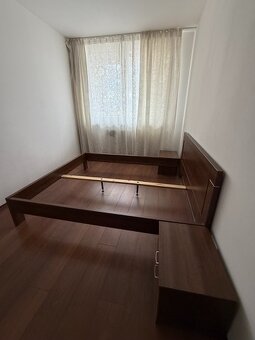 Predám posteľ 180x200 - 2