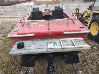 Predám loď s vozikom - 2