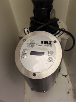 Profesionálny mlynček na kávu - 2
