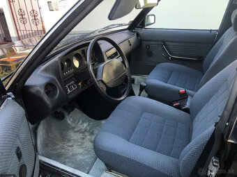 Tatra 613 Speciál - 2