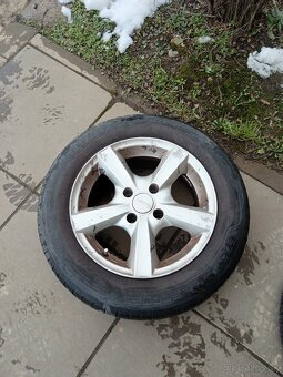 Predám pneumatiky - 2