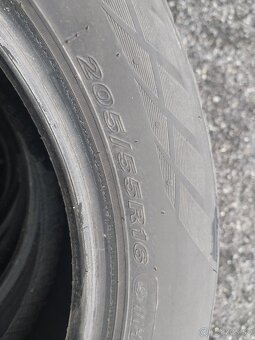 205/55R16 - 2