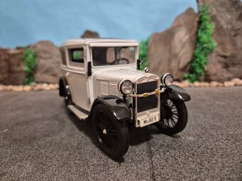 Prodám model 1:18 BMW DIXI - 2