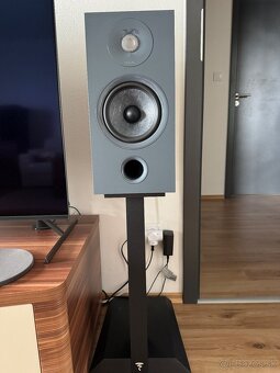 Focal Chora 806 Magnat MR750 - 2