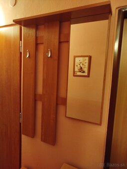 Vešiaková stena - 2