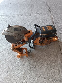 Rozbrusovacia pila - 2