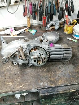 Motor na jawu pionier 555 - 2