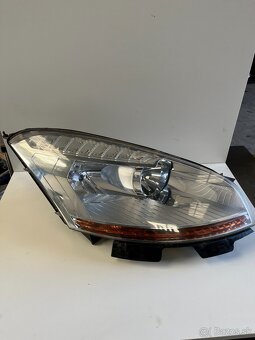Predne svetlomety Citroen - 2