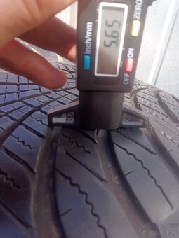 Predám 2ks zimné pneu.255/55R19 Goodyear dezen 5,6mm - 2