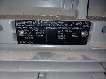 Predám elektromotor Siemens 5,5 KW, 1455/1760 ot/min. - 2