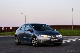 Honda Civic 1.8 VTEC Sport - 2