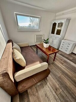 Veľký 1i byt s terasou na prenájom v Kolárove - 2