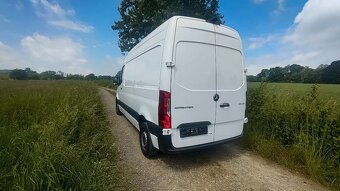 Sprinter 3,110KW, r. 2022, do 3,5t. - 2
